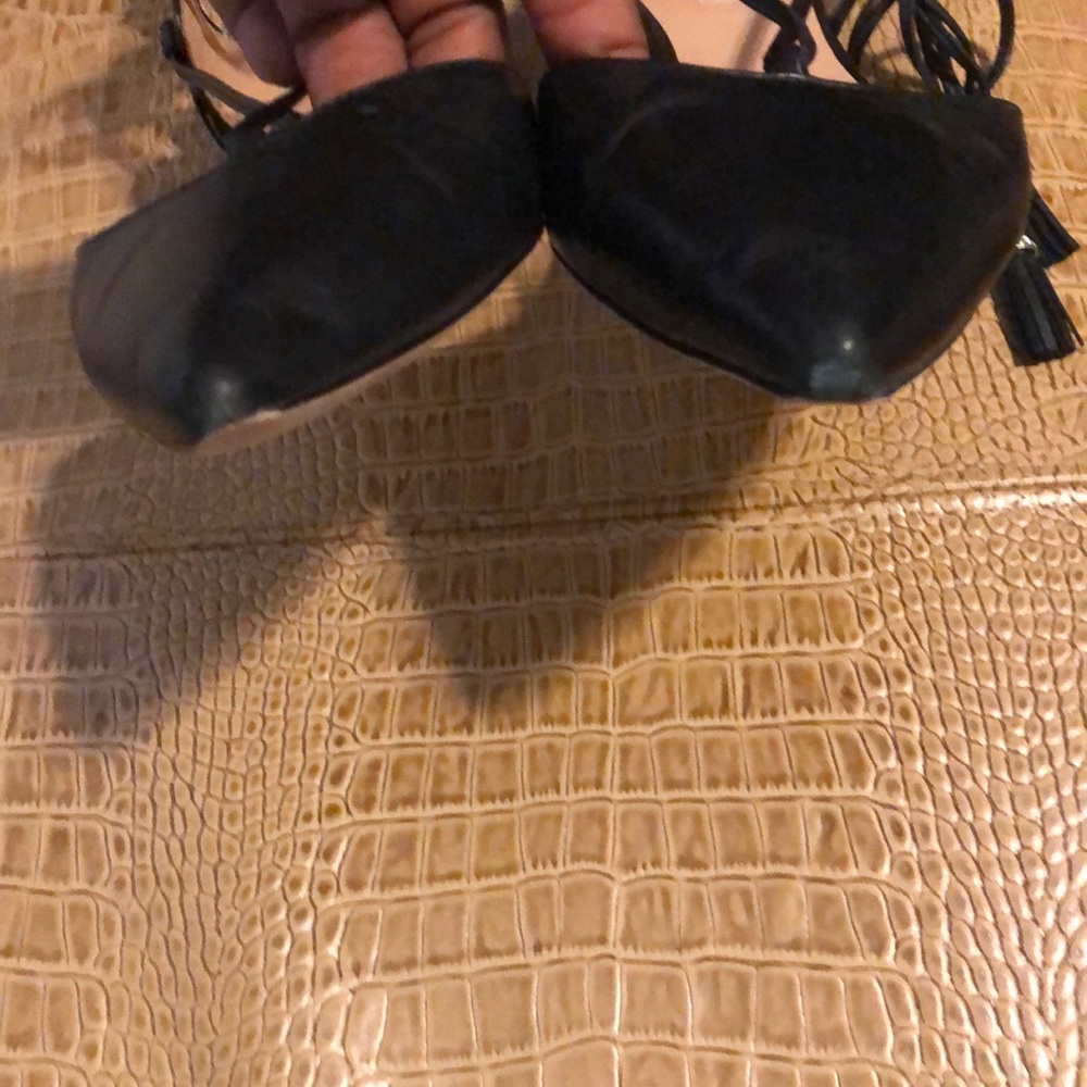 Badgley Mischka Black Flat Strappy Sandal - Picture 2 of 7